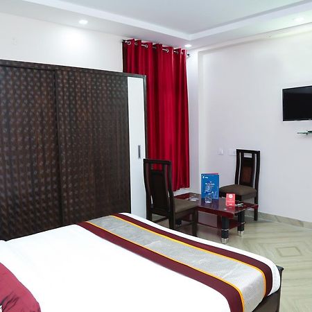 Oyo 9226 Near Railway Station Hotel Tirupati Exterior photo