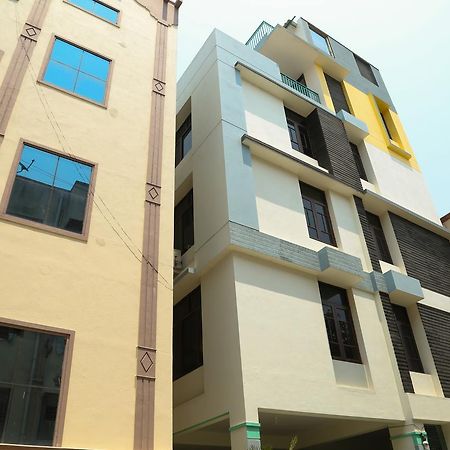 Oyo 9226 Near Railway Station Hotel Tirupati Exterior photo